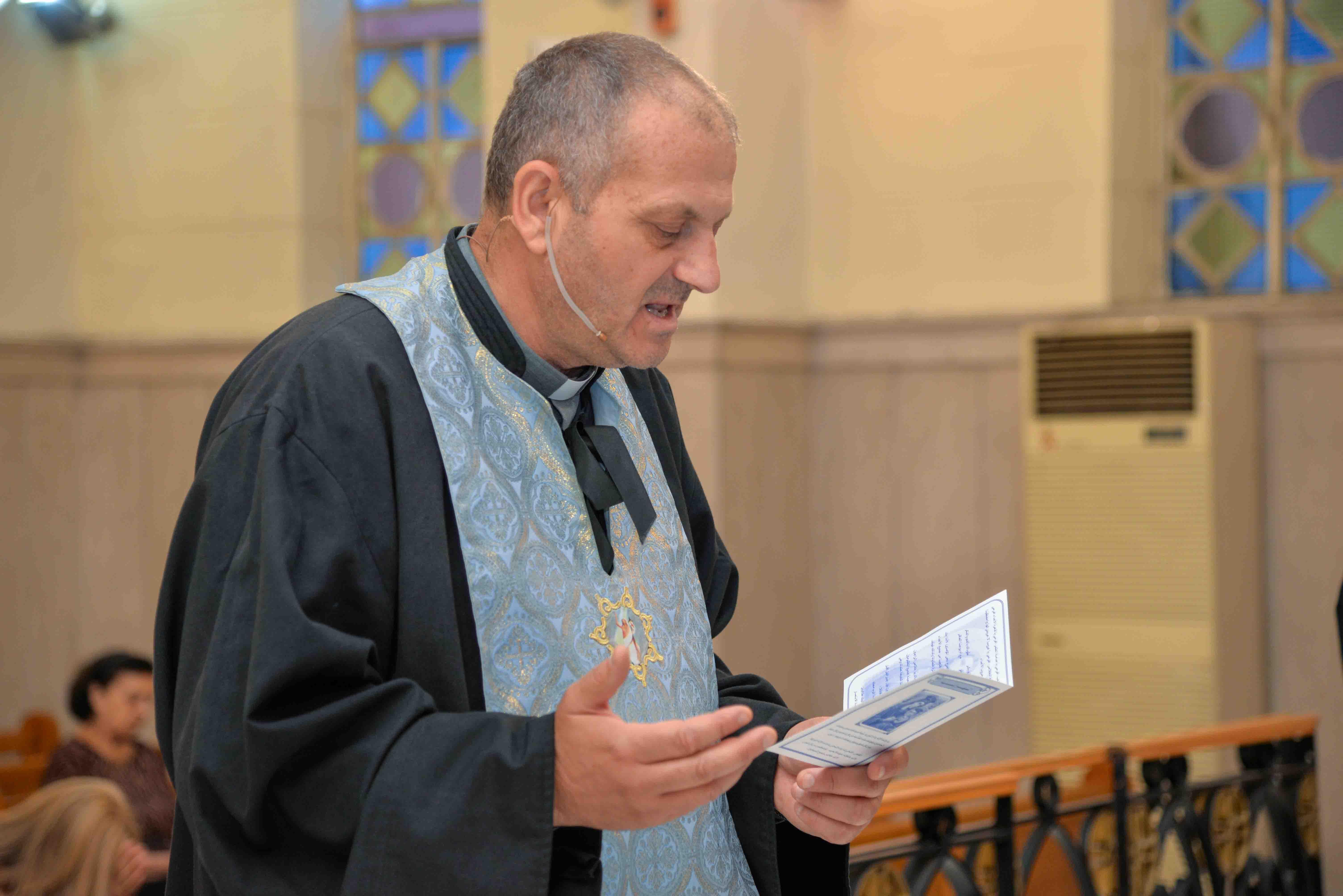 مشاركة الأب جاك مراد في الشهر المريمي-123